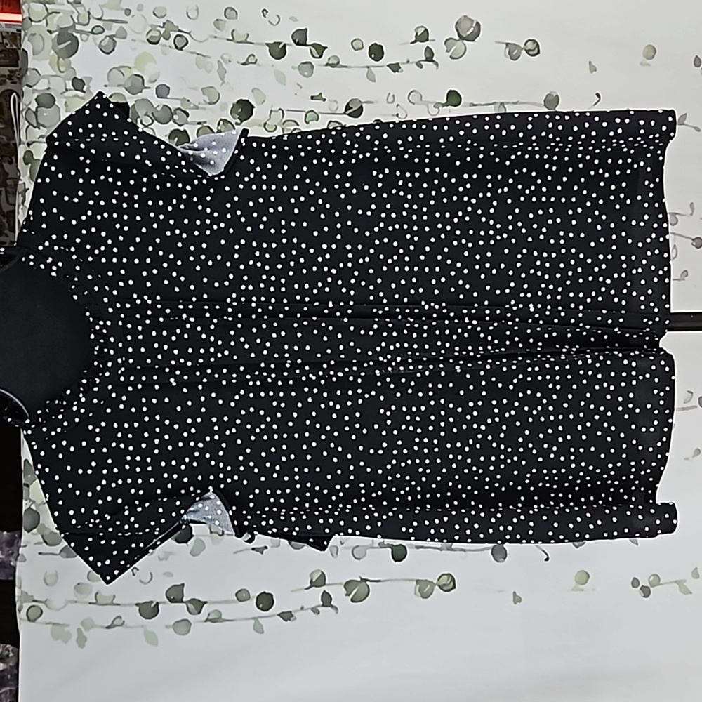 Elle 🖤 polka dot top (#6)
